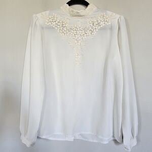 Vtg  sen meei Women Bridal Classic top White/ Pearl Long Sleeves Lace Blouse.D77